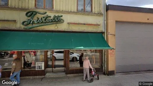 Fastighetsmarker till försäljning i Sala - Bild från Google Street View